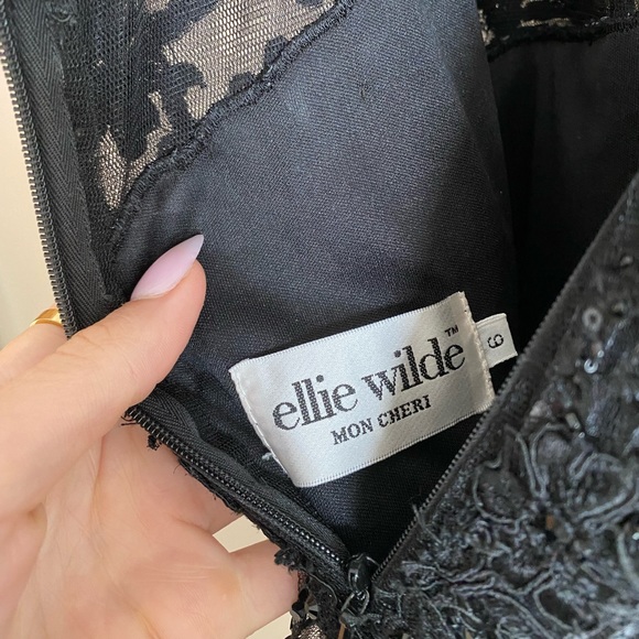 Ellie Wilde Graduation Dress - Picture 7 of 8